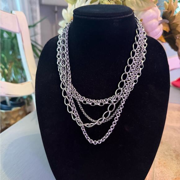 Sabika Multi Chain Chainlink Layered Necklace - Picture 1 of 8